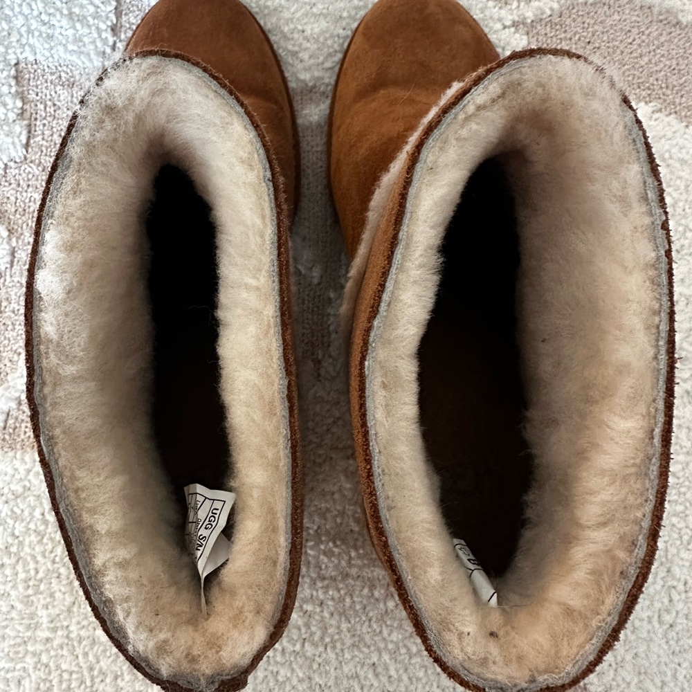 Ugg Kasen Bootie - image 6